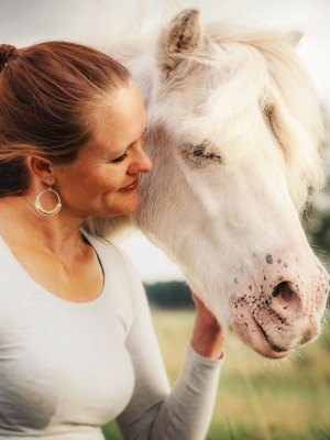 susanne-helling-fotografie-menschundtier00003