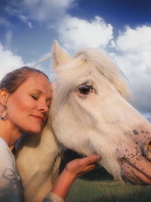 susanne-helling-fotografie-menschundtier00010