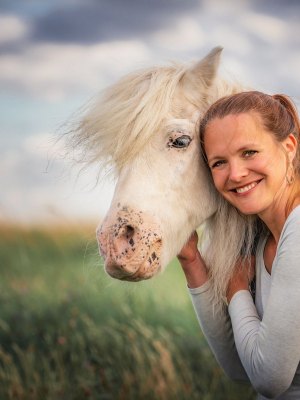 susanne-helling-fotografie-menschundtier00031